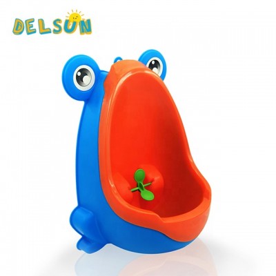 Frog Potty Training Wall-Mounted Urinal for Boys with Funny Aiming Target Removable Toilet Pee Trainer With Plastic Eyes Sticker